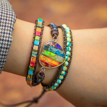 Preview: Handgefertigtes 7-Chakren Wickelarmband mit Herz in Edelstahlfassung